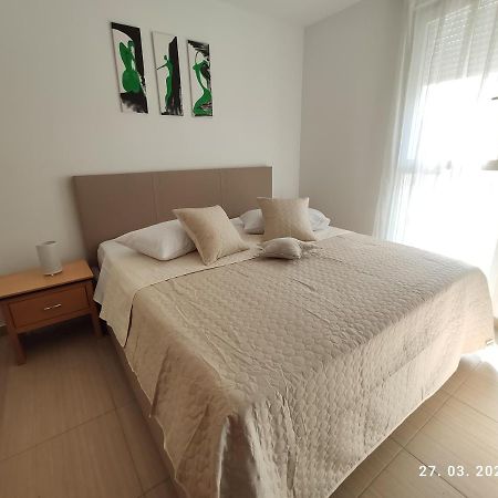 Апартаменти Apartman Antonela With Free Garage Parking Спліт Екстер'єр фото