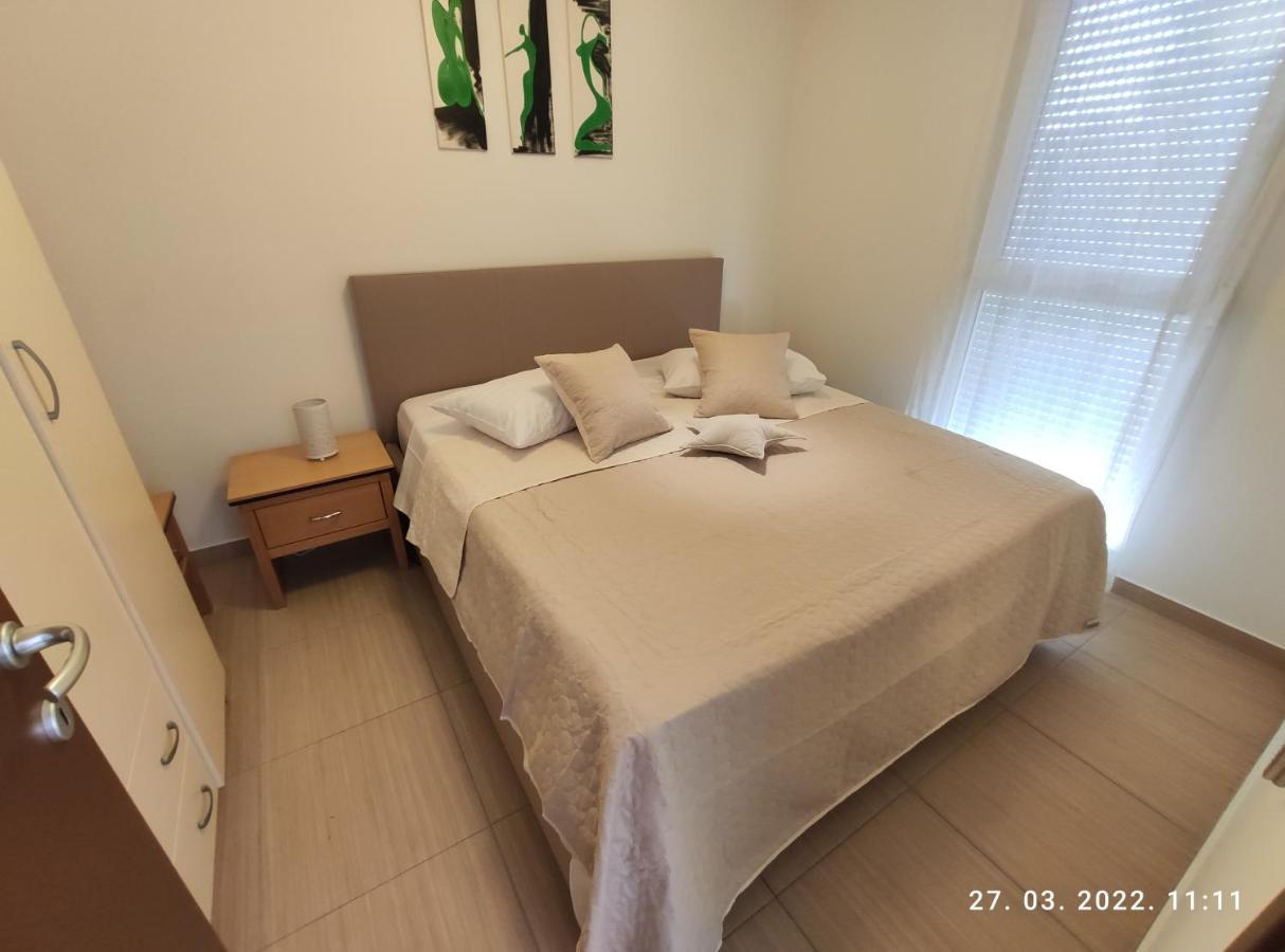 Апартаменти Apartman Antonela With Free Garage Parking Спліт Екстер'єр фото