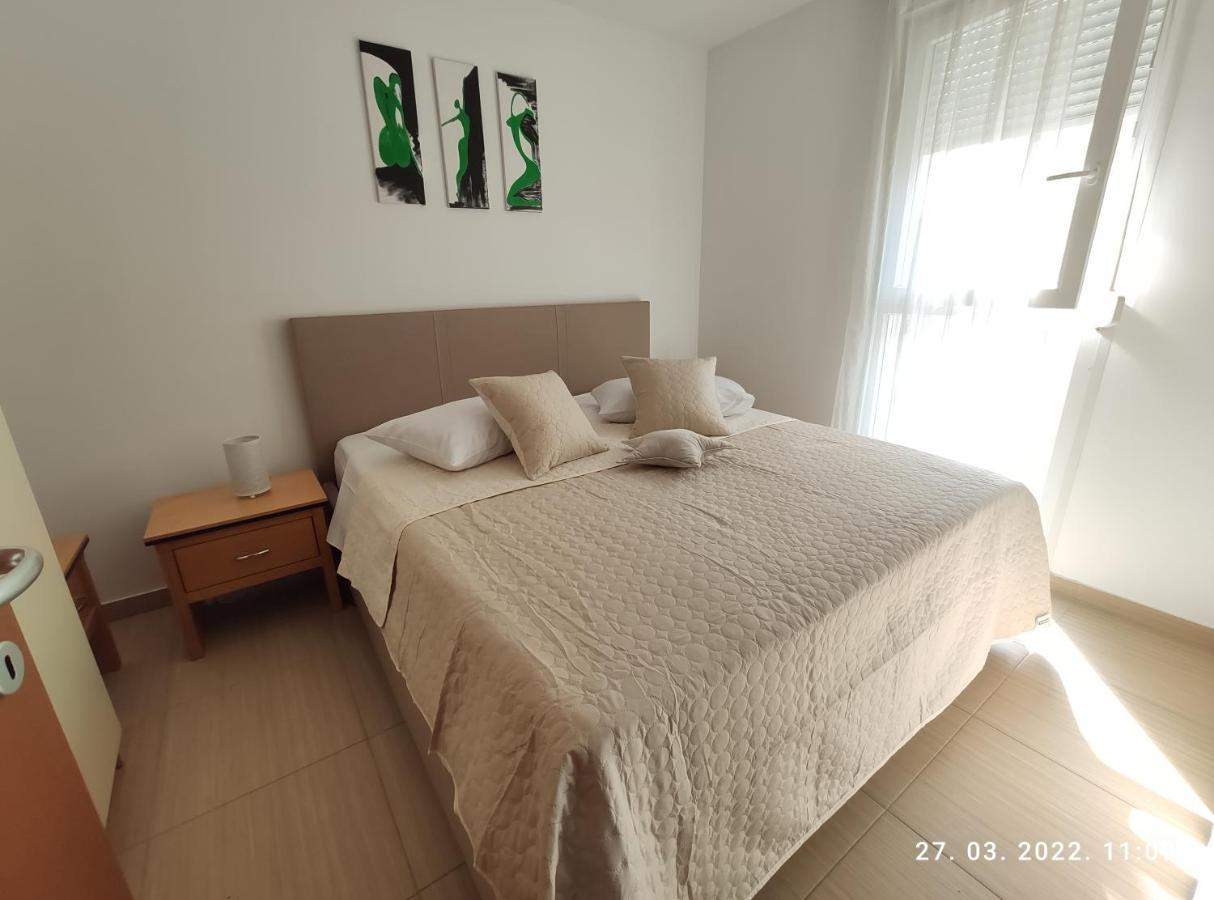 Апартаменти Apartman Antonela With Free Garage Parking Спліт Екстер'єр фото